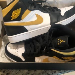 Air Jordan 1 mid white pollen black